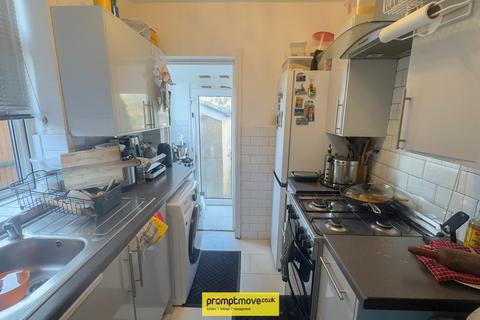 undefined, Wychwood Avenue Luton LU2 7HT