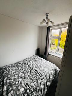 undefined, Wychwood Avenue Luton LU2 7HT