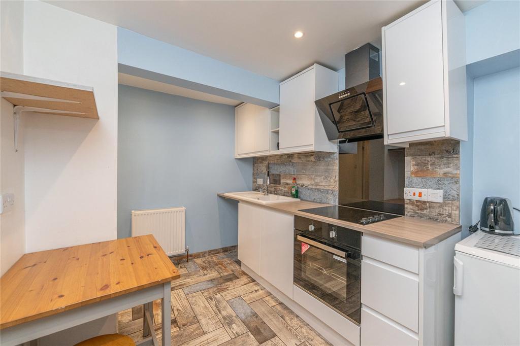Kitchen Alt