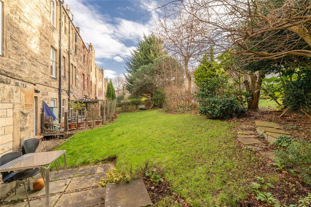 Shared Rear Garden