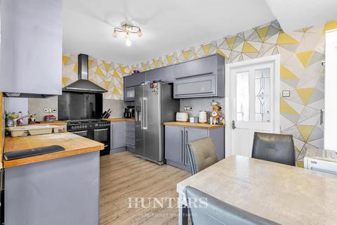 3 bedroom terraced house for sale, Mainway East, Middleton, Manchester