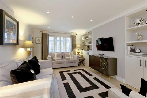 4 bedroom detached house for sale, Dupre Crescent, Wilton Park, Beaconsfield, Buckinghamshire, HP9