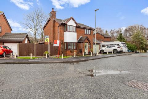 3 bedroom detached house for sale, Raleigh Close, Old Hall, WA5