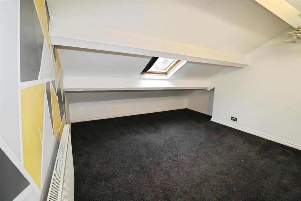 498d51e3-Loft.JPG