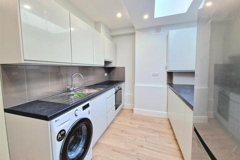 undefined, Mansfield Road, Ilford