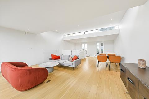 2 bedroom detached house to rent, Ormonde Terrace, St. Johns Wood, London NW8
