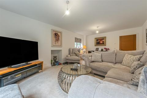 5 bedroom detached house for sale, Arundel Road, Fontwell