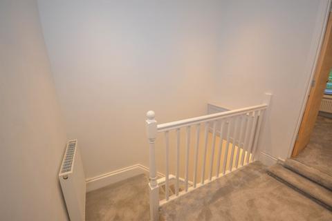 3 bedroom flat to rent, Spohr Terrace, South Shields