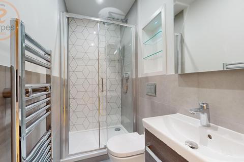 2 bedroom apartment to rent, , Coombe Hill House, Beverley Way, London