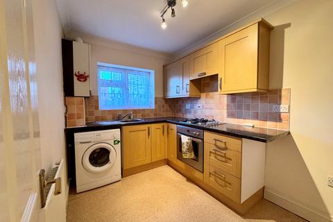 1 bedroom flat to rent, Oaklands Crescent, Chelmsford, Essex, CM2 9FG