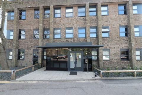 2 bedroom apartment for sale, Rockingham Road, Uxbridge, Middlesex, , UB8 2FE