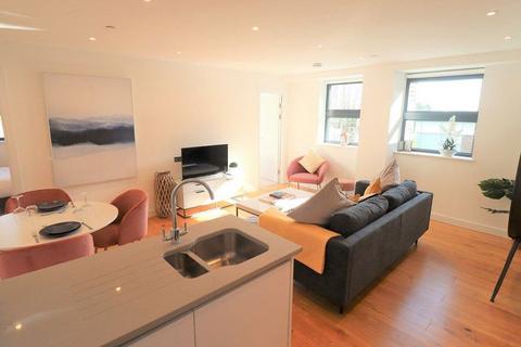 2 bedroom apartment for sale, Rockingham Road, Uxbridge, Middlesex, , UB8 2FE