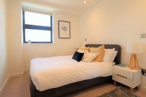 2 bedroom apartment for sale, Rockingham Road, Uxbridge, Middlesex, , UB8 2FE