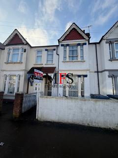 undefined, Orchard Avenue, Southall, UB1