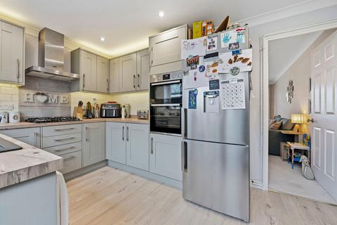 2 bedroom semi-detached house for sale, Burdocks Drive, Burgess Hill, RH15