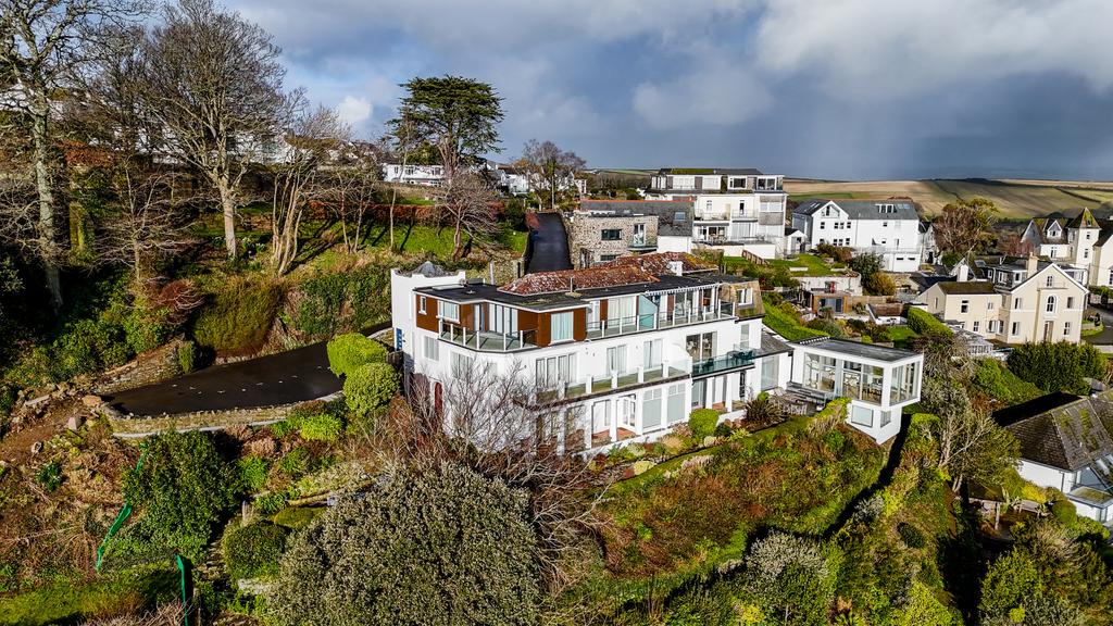 4 Stonehanger Court