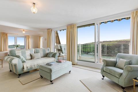 4 bedroom apartment for sale, Stonehanger Court, Devon Road