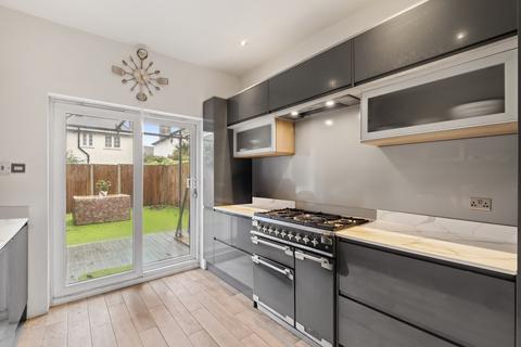 5 bedroom terraced house for sale, Brudenell Road, SW17