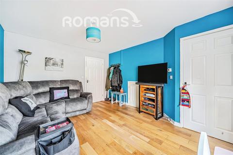 3 bedroom semi-detached house for sale, Bashkir Close, Swindon, Wiltshire