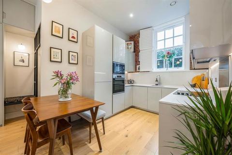 2 bedroom flat for sale, Laboratory Square, London SE18