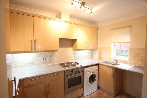 2 bedroom flat for sale, Chertsey Road, Ashford TW15