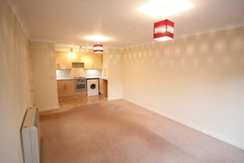 2 bedroom flat for sale, Chertsey Road, Ashford TW15
