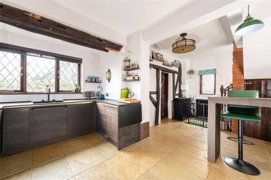 Kitchen/Breakfast Rm