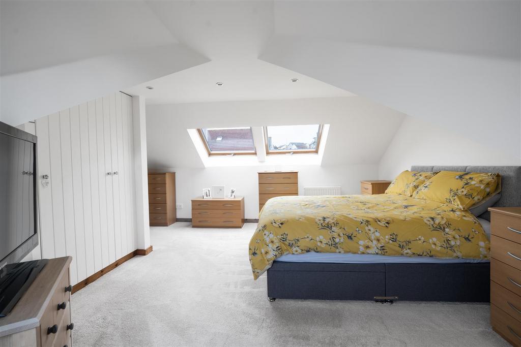 Bedroom.two.jpg