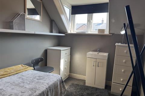 undefined, Princess Royal Terrace, Scarborough