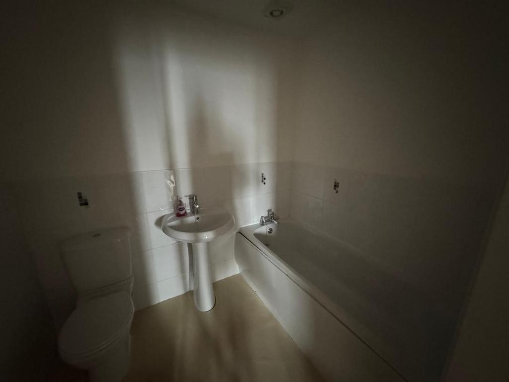 Bathroom.jpeg