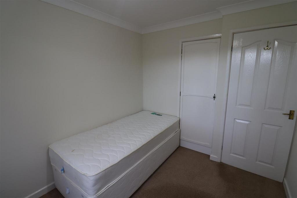 Single Bedroom