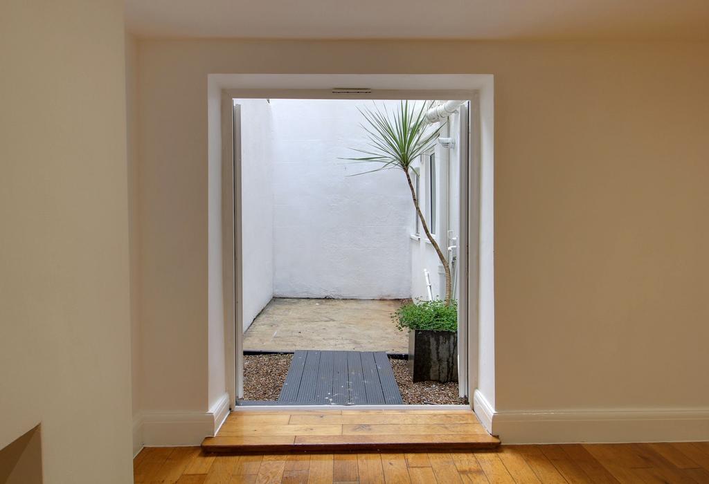 Courtyard 2