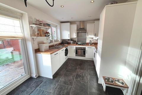 undefined, Strawberry Place, Pershore