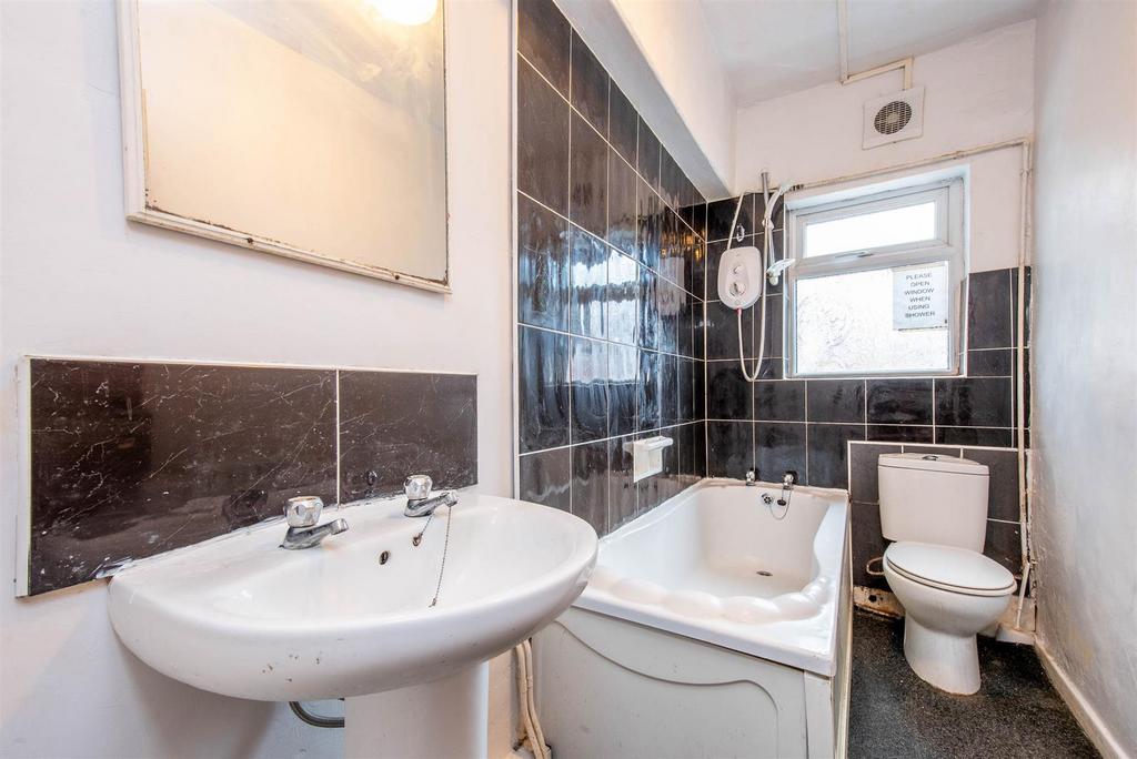 First Floor Bathroom