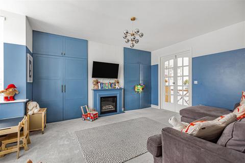 5 bedroom detached house for sale, London Road, Great Chesterford CB10