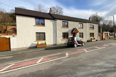 4 bedroom detached house for sale, Llanddowror, St. Clears