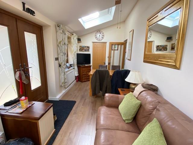 Dining/family room