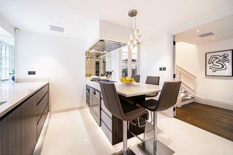 3 bedroom flat to rent, Chelsea Embankment, London, SW3