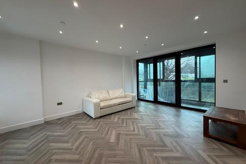 2 bedroom flat to rent, Larkshall Road, London