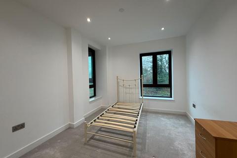 2 bedroom flat to rent, Larkshall Road, London