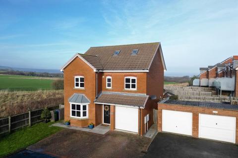 4 bedroom detached house for sale, 64 Derwent Road, Whitby