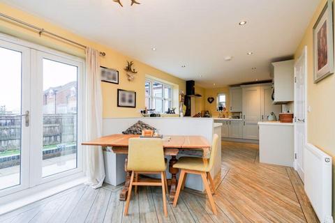 4 bedroom detached house for sale, 64 Derwent Road, Whitby
