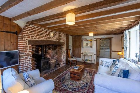 undefined, Primrose Cottage, 40  High Street, Bridge