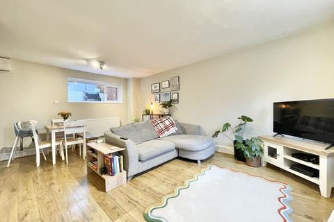 undefined, Cheltenham Close, Exwick, EX4