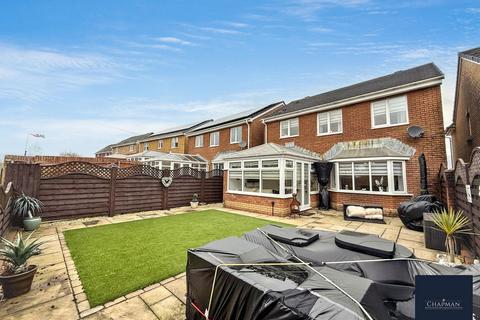 4 bedroom detached house for sale, Dol Afon, Porth, CF39