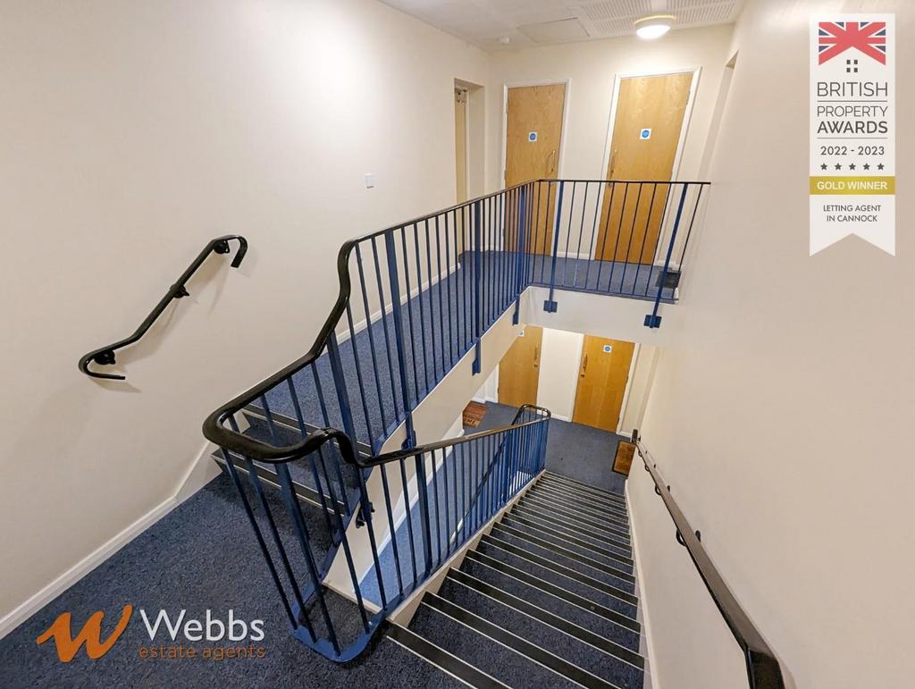 Communal Hallway 1.jpg