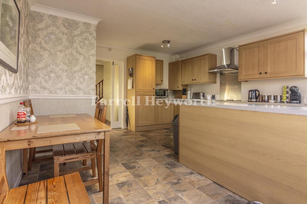 Kitchen e