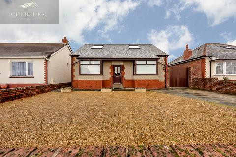 3 bedroom detached bungalow for sale, Southport PR9