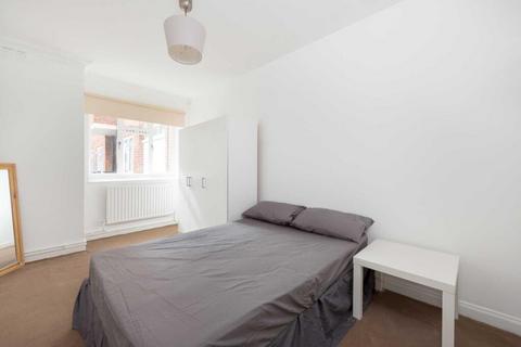 1 bedroom flat for sale, Newtown Street, London SW11