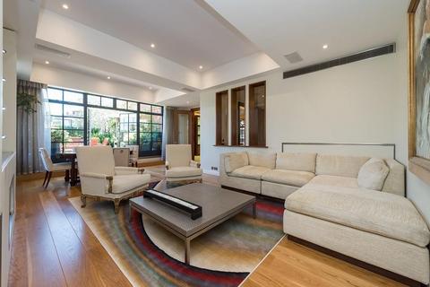 undefined, Trevor Square, London SW7